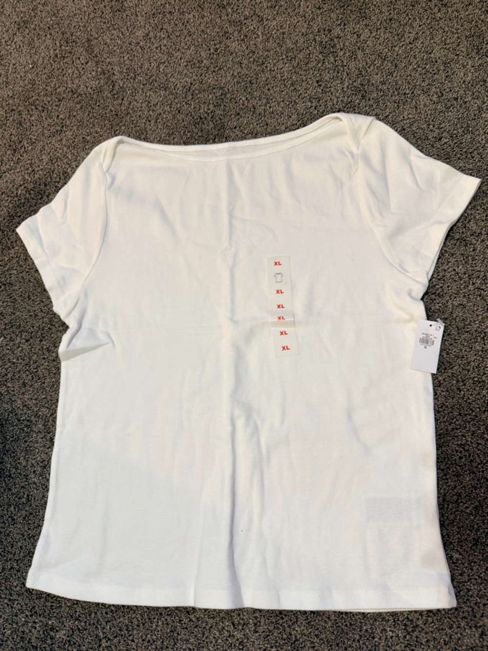 Old Navy White Short Sleeve Scoop Neck Tee